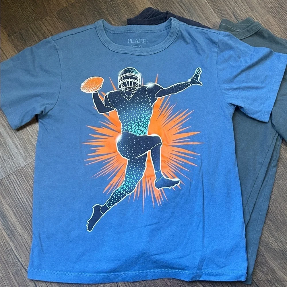 Children's Place football T-shirt bundle, multi colored size 5/6 youth